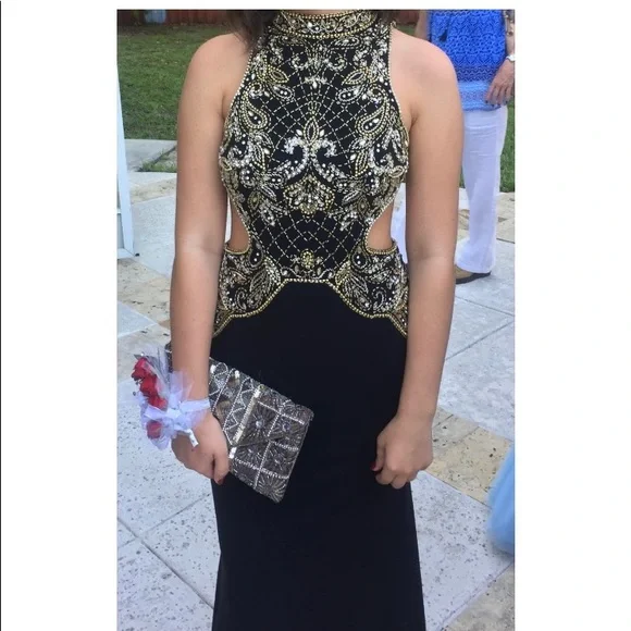 Camille La Vie | Dresses | Black Dress W Gold Embroidery Camille La Vie  Dress Size 2 Brand New Worn X | Poshmark